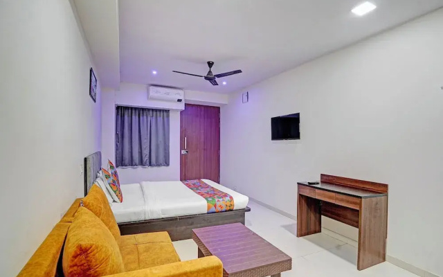 Fabhotel Rk Inn