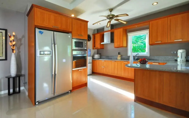 8 Bedrooms Twin Villas in Chaweng
