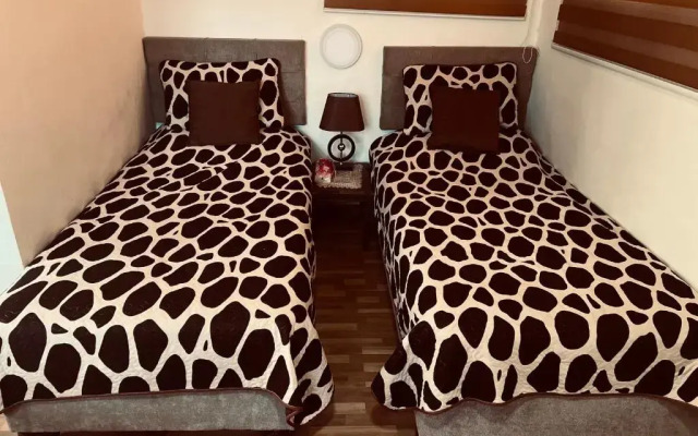 IBN Khaldoon Hostel
