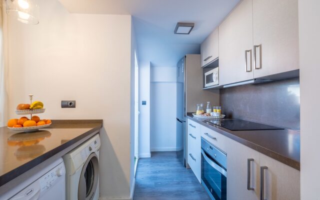 Penthouse Picasso Area