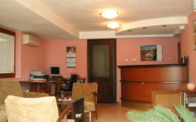 Guest House Yanina