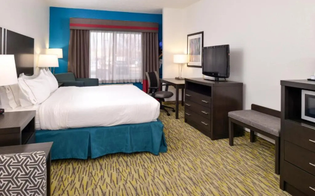 Holiday Inn Express & Suites Omaha West by IHG