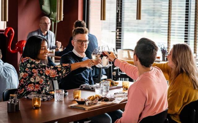 Leonardo Hotel IJmuiden Seaport Beach
