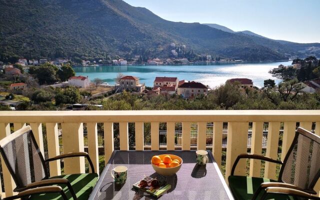 Apartment Blue Infinity 3 Lemi
