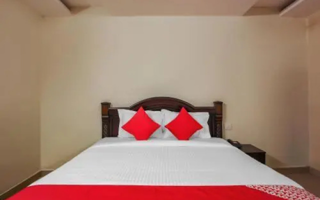 OYO 23237 Aishwarya Grand