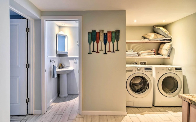 Waterfront Bradenton Home: Heated Pool & Fire Pit