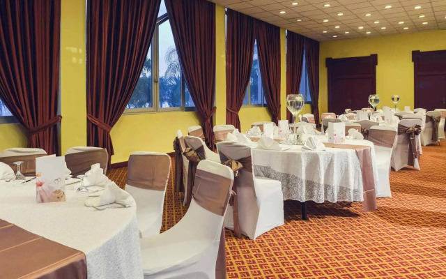 Mercure Ismailia Forsan Island Hotel