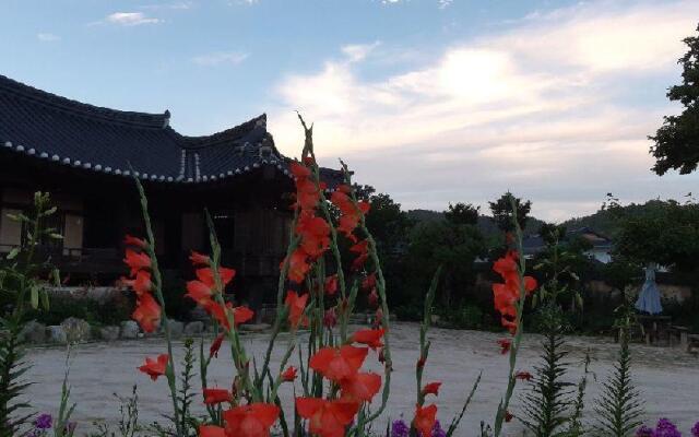 Bonghwa manhoi gotek