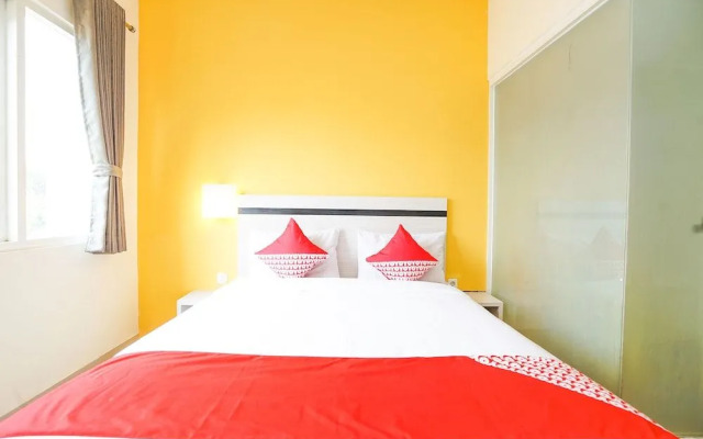 OYO 221 Pratisarawirya