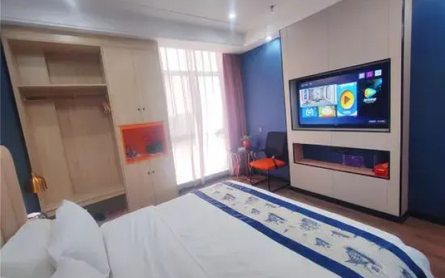 Yafeng Hotel (Xinyang Libao Square Wanxiangcheng Branch)