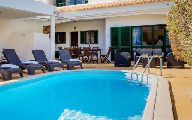 Sunny 2BDR House W/ Private Pool by LovelyStay