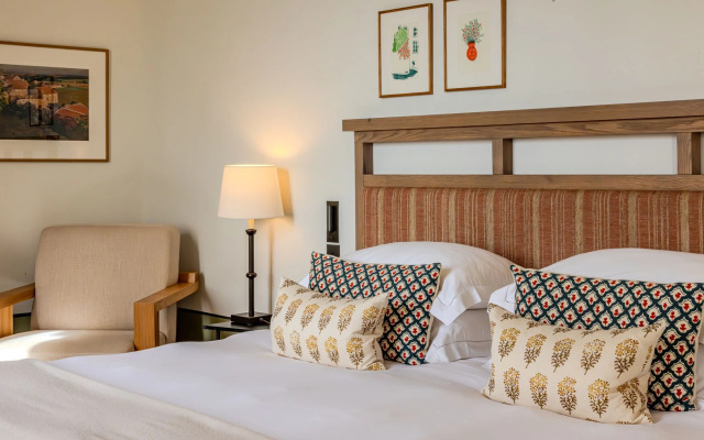 Hotel Crillon Le Brave