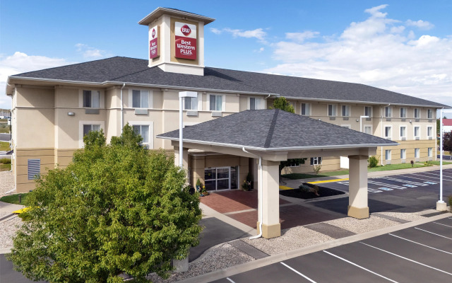 Best Western Plus Frontier Inn