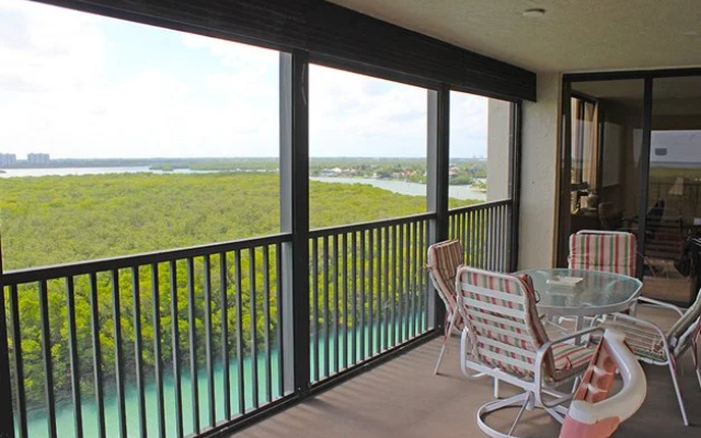 Bay Harbor Club 5A - 2 Br Condo