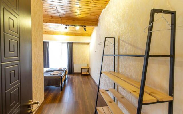 Mestia Hotel Amirani