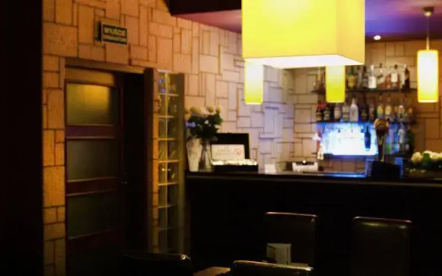 Art Cafe Cafe & Restaurant