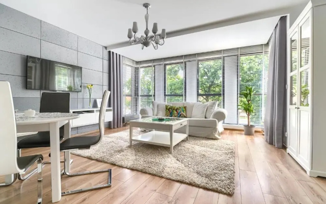 MARGI Eclipse Apartament
