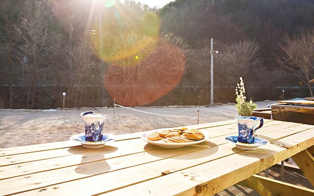 Pocheon Forest Happy Village Pension