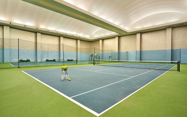 Tianjin Crown International Apartments