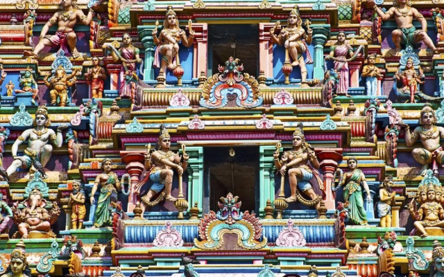 Sri Vari Grand