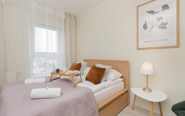 Albatross Towers Apartments by Renters