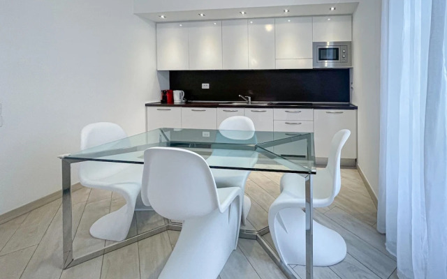 2D Tony Allard in Cannes