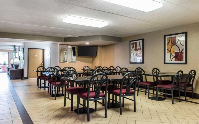 Best Western Harrisburg North Hotel