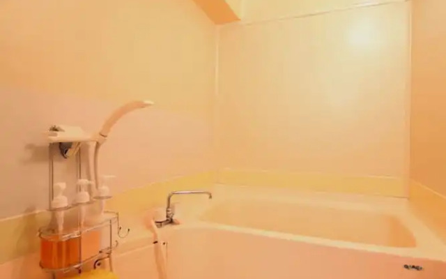 Studio - MinamiSenba 401