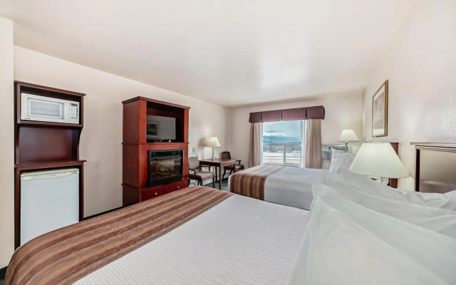 Best Western Grande Mountain Getaways & Hotel