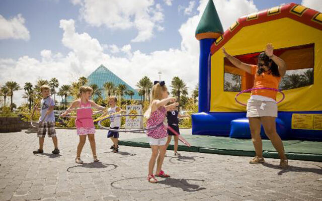 Moody Gardens Hotel, Spa and Convention Center