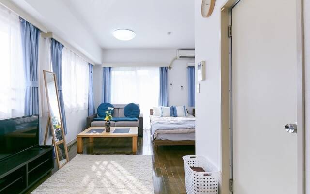 Keikyu Kamata ColorBee Hostel