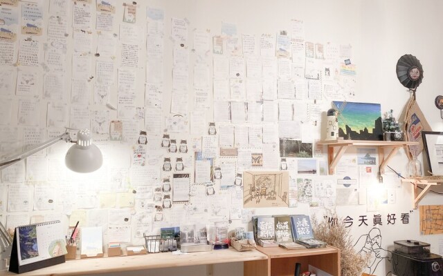 Eddie’s House Hostel