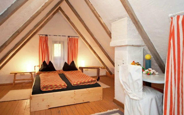 Superb Holiday Home in Weissenburg near Forest