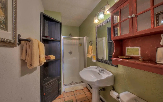Cali Cochitta Vacation Rentals