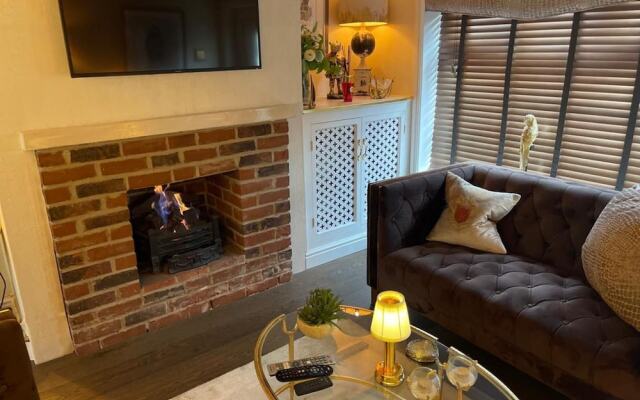 'cosy Cottage' - 2 Bed High End Cottage in Bawtry