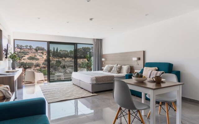 Rio Gardens - Fresh Studio w Shared Pool
