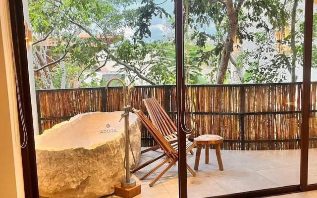 Adora Tulum
