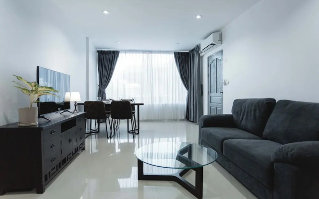 Rawai Rooftop 2BR Oasis