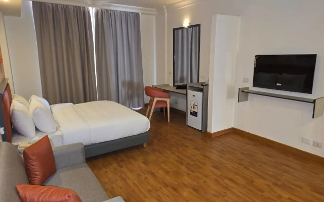 Manara Riva Suites