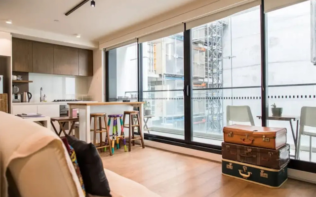 Eclectic 1 Bedroom South Yarra Hideaway