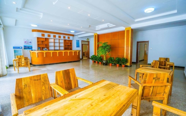 Yijie Holiday Hotel  Laishui Sanpo – Lobby – Baoding