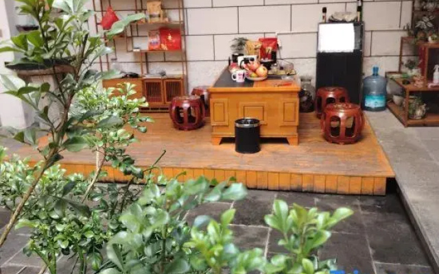 Tengchong Gaogu Mountain House Chinese Inn