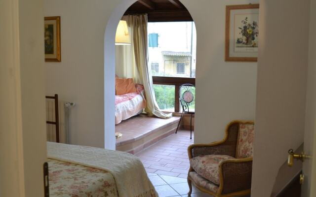 Tuscan Villa With Sea Views