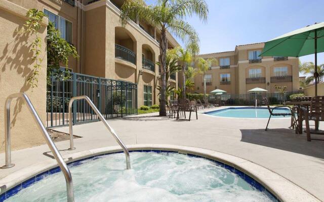 Hilton Garden Inn San Diego - Rancho Bernardo