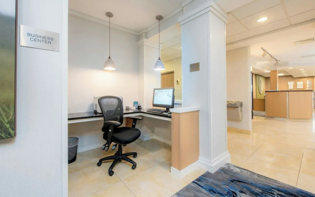 Fairfield Inn & Suites By Marriott - Brunswick