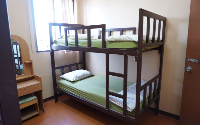 OYO 730 Meedee Hostel