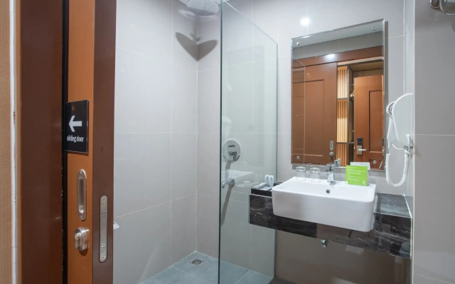 Braling Grand Hotel Purbalingga, Azana Hotels Collection