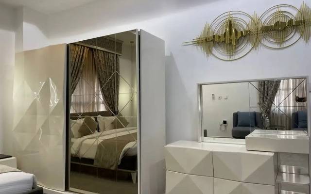 UrbanEdge Hotel