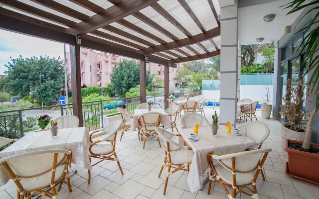 Apartments Villa Petrovac
