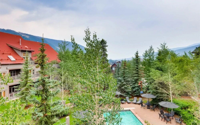 1 Bedroom Colorado Vacation Rental in River Run Village Steps from the River Run Gondola